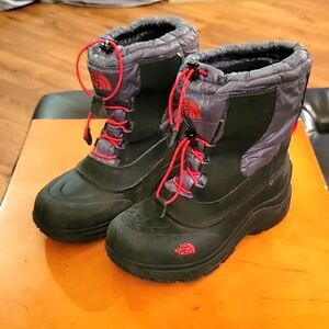 2 Pairs (1) Boys North Face Winter Boots & (1) Nike Fall Waterproof Boots